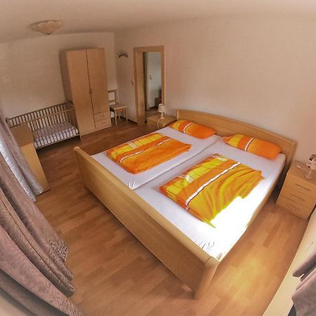 Ferienwohnung Haubner Neukieritzsch Ngoại thất bức ảnh