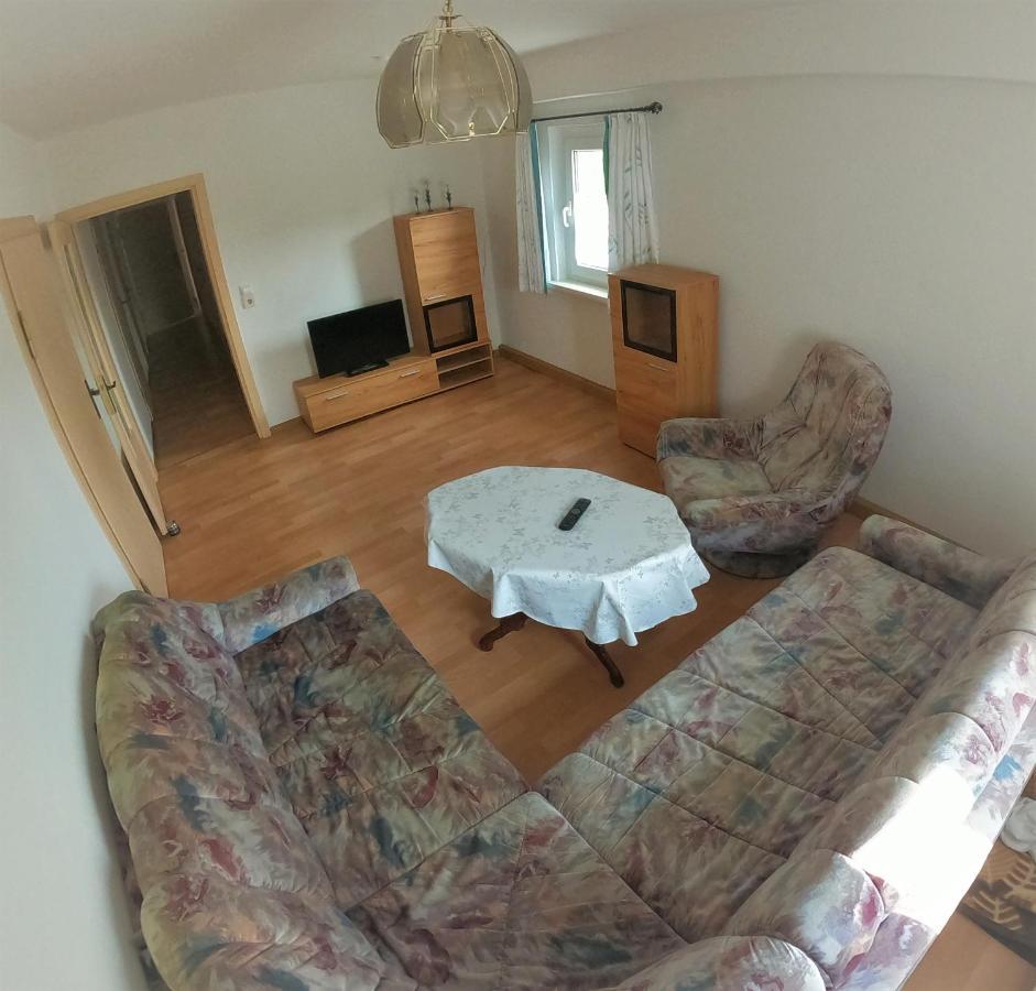 Ferienwohnung Haubner Neukieritzsch Ngoại thất bức ảnh