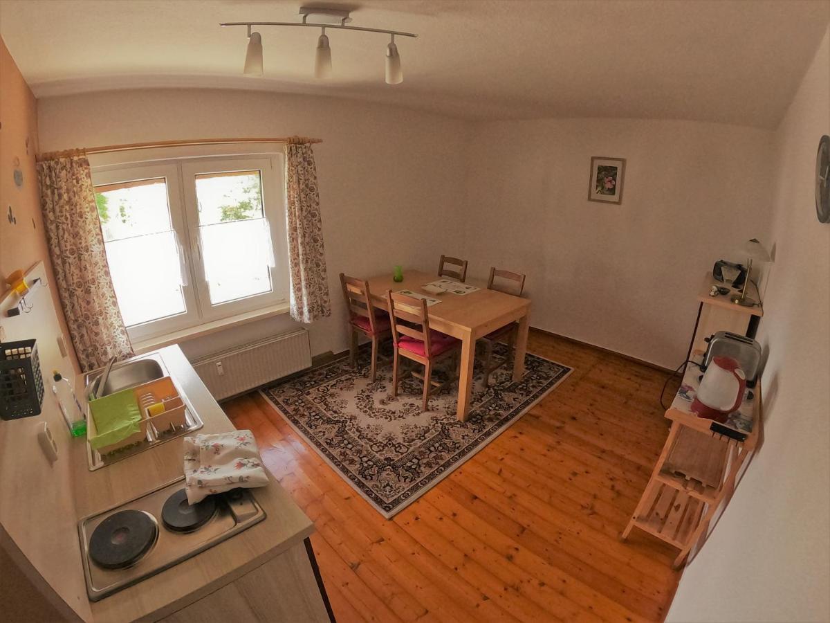 Ferienwohnung Haubner Neukieritzsch Ngoại thất bức ảnh